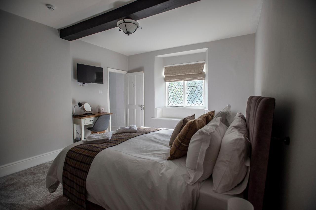 Отель The Berwyn Arms Корвэн Экстерьер фото